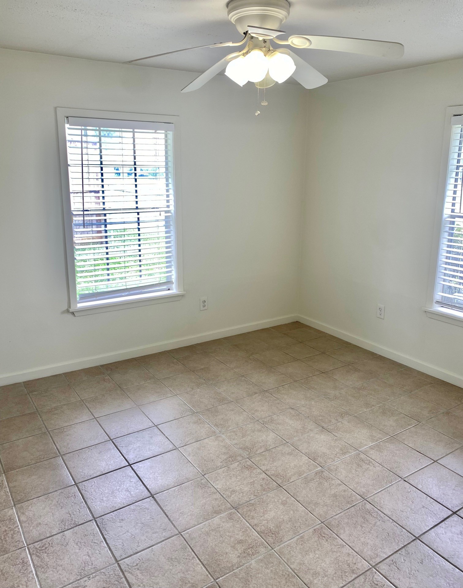 512 Wilmington Drive Property Photo 11