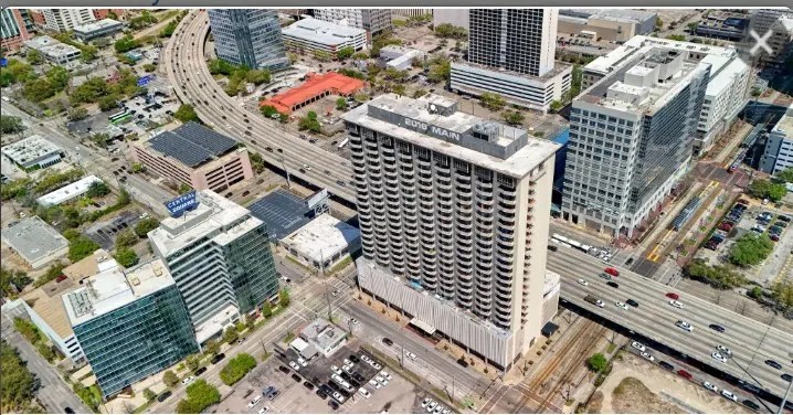 2016 Main Street Ph 3 Property Photo 37