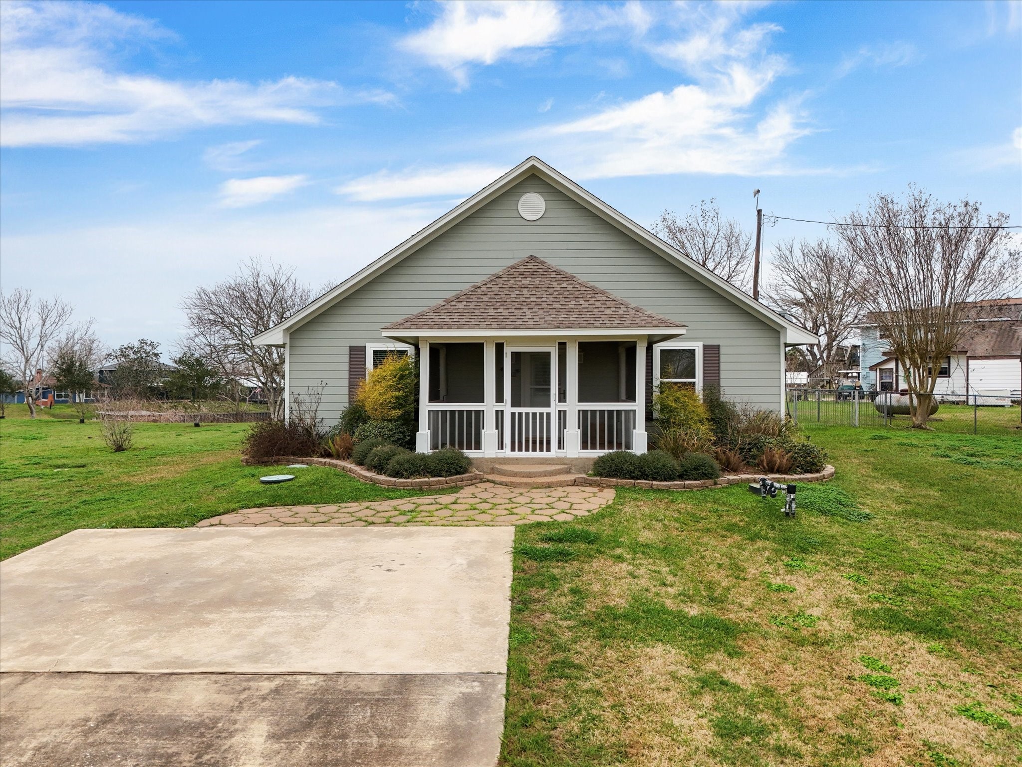 5317 County Road 868e Property Photo 1