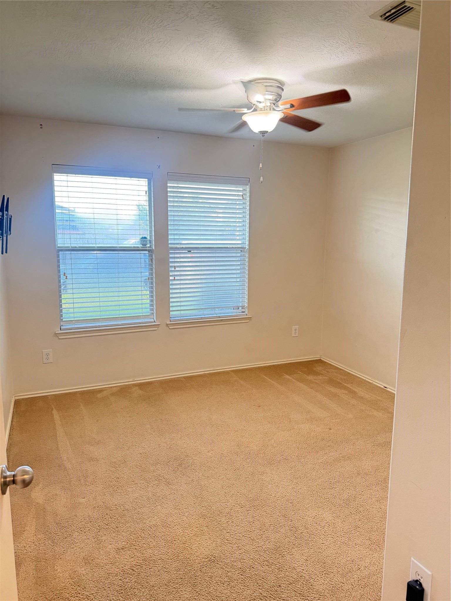 7527 Kennemer Drive Property Photo 2