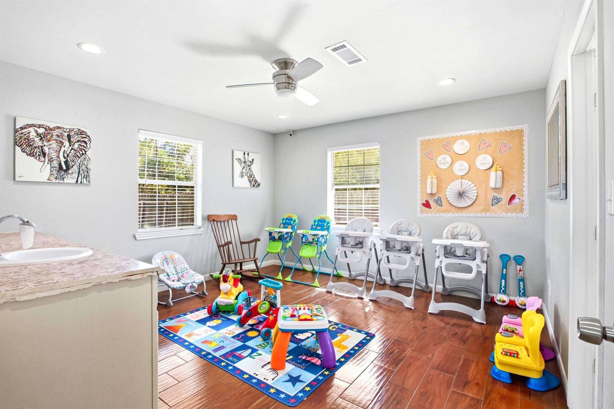 5302 Treaschwig Road Property Photo 8