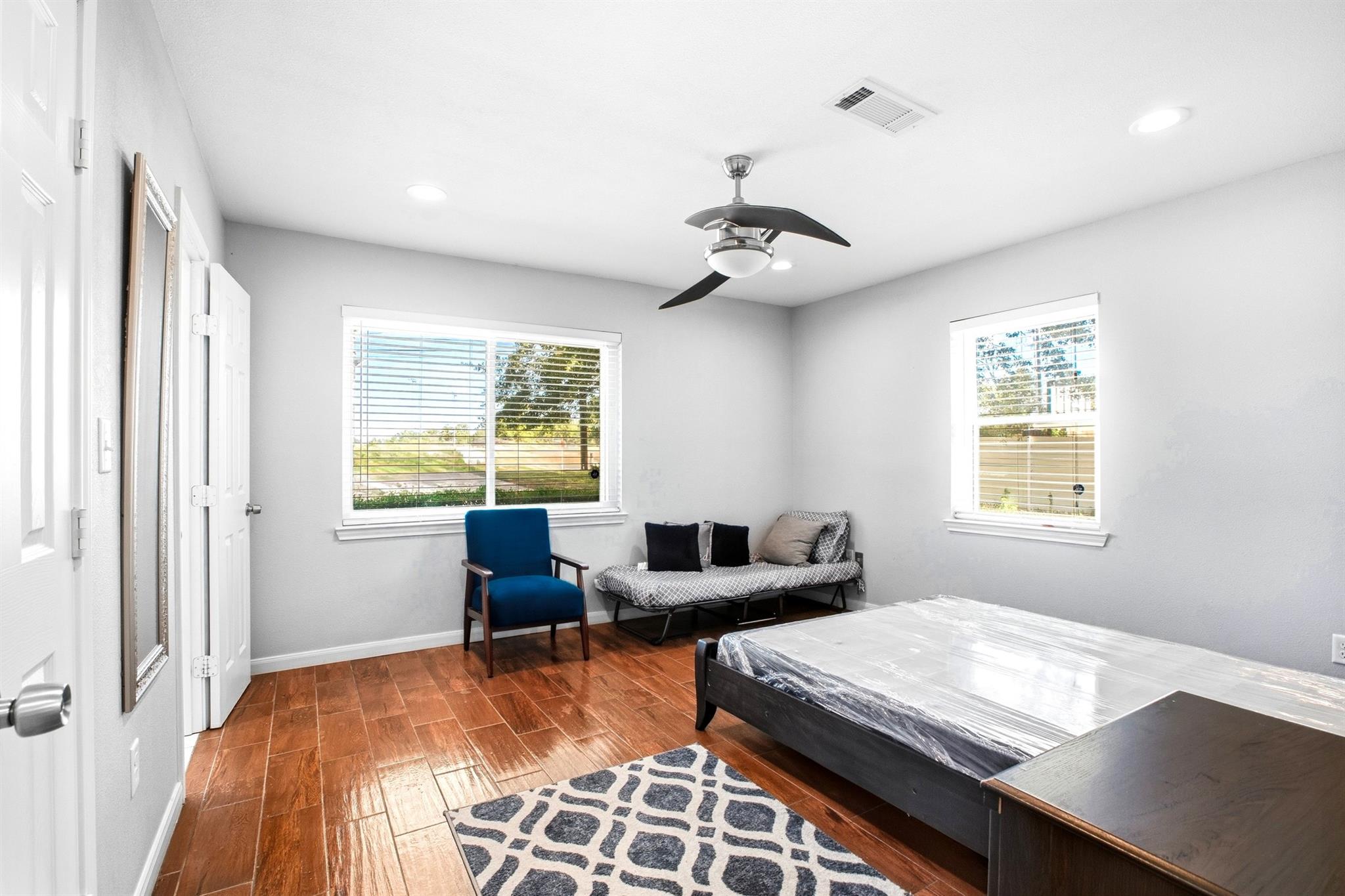 5302 Treaschwig Road Property Photo 9