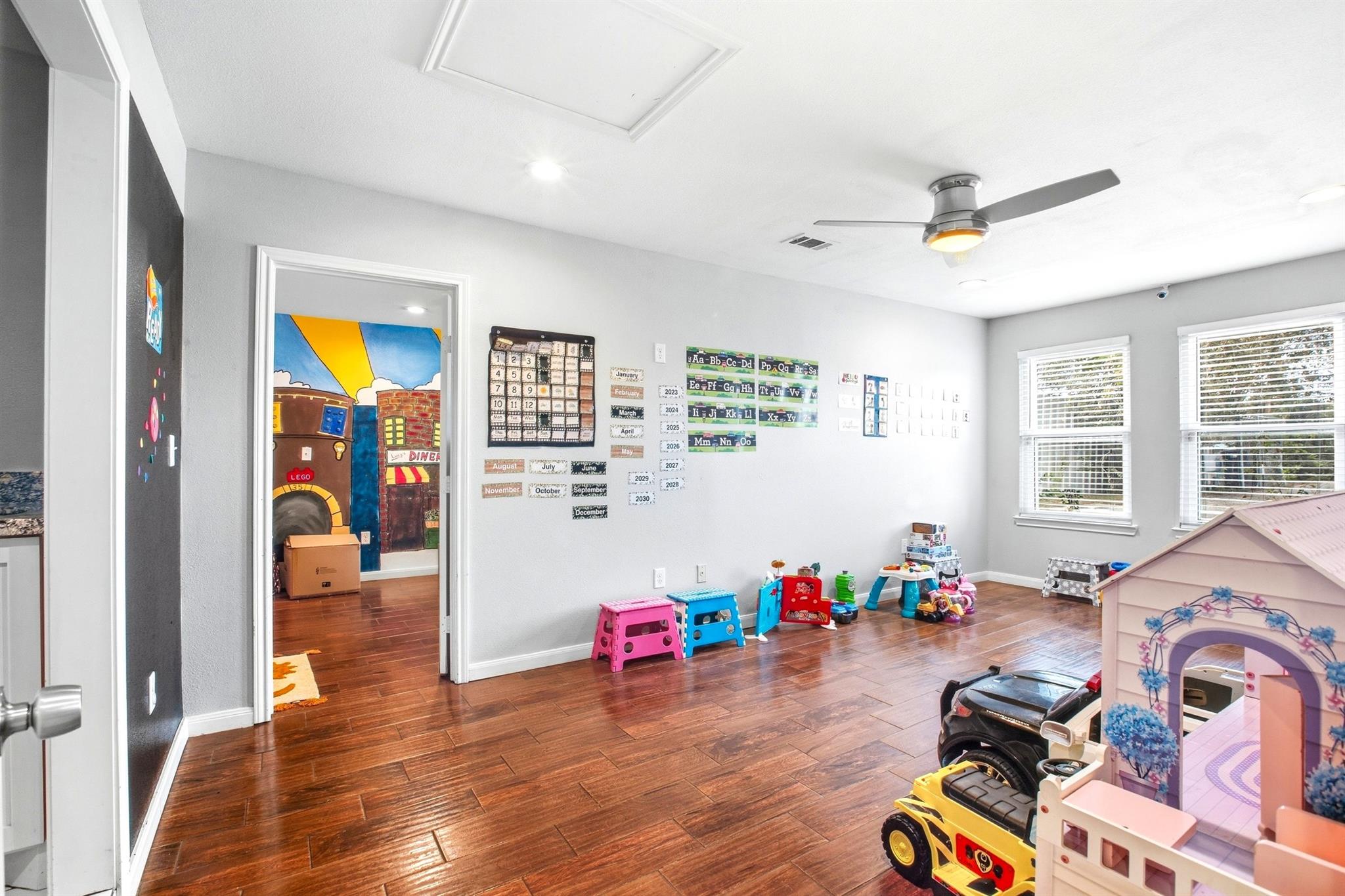 5302 Treaschwig Road Property Photo 10