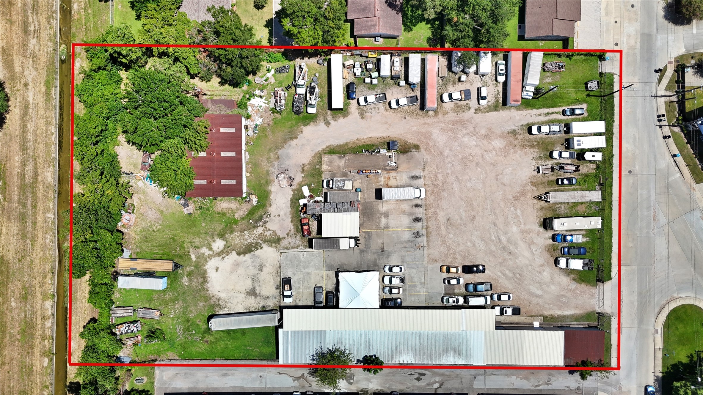 1915 Sherwood Forest Street Property Photo 6