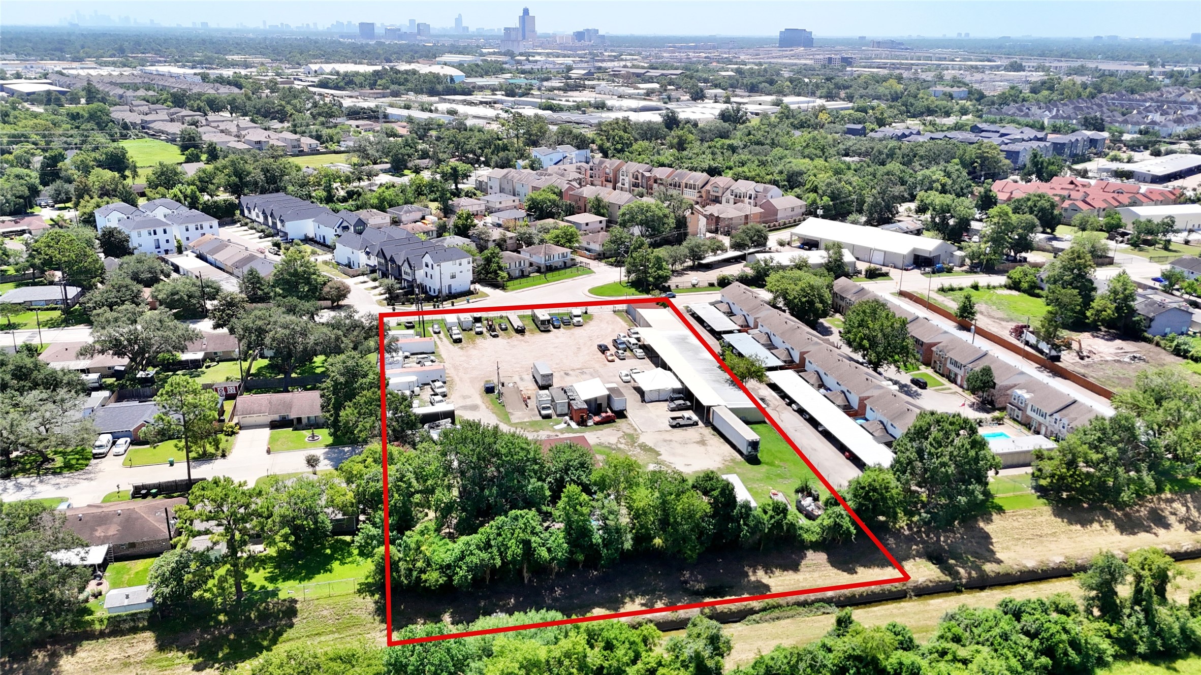 1915 Sherwood Forest Street Property Photo 10