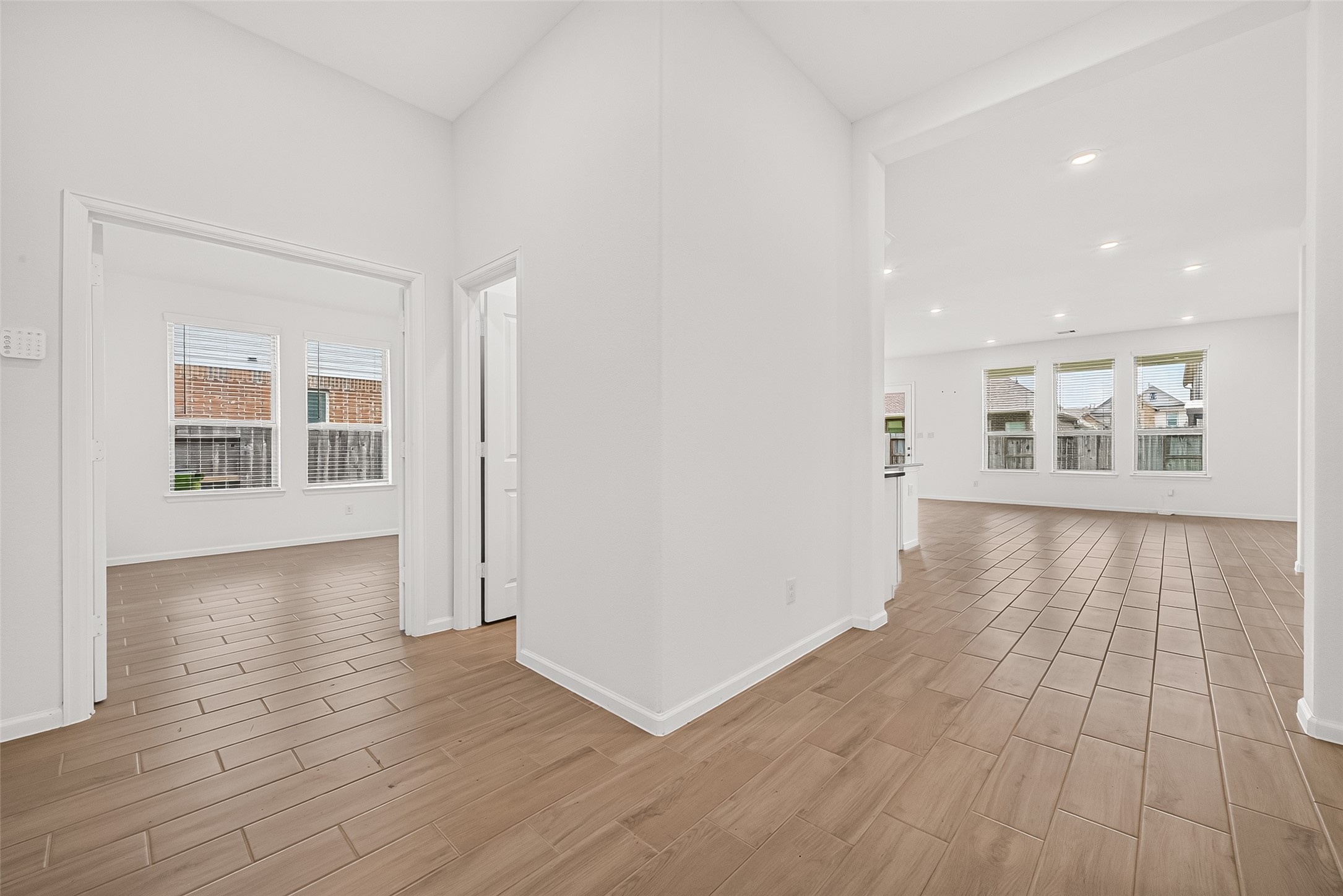 3623 Rock Ledge Drive Property Photo 5