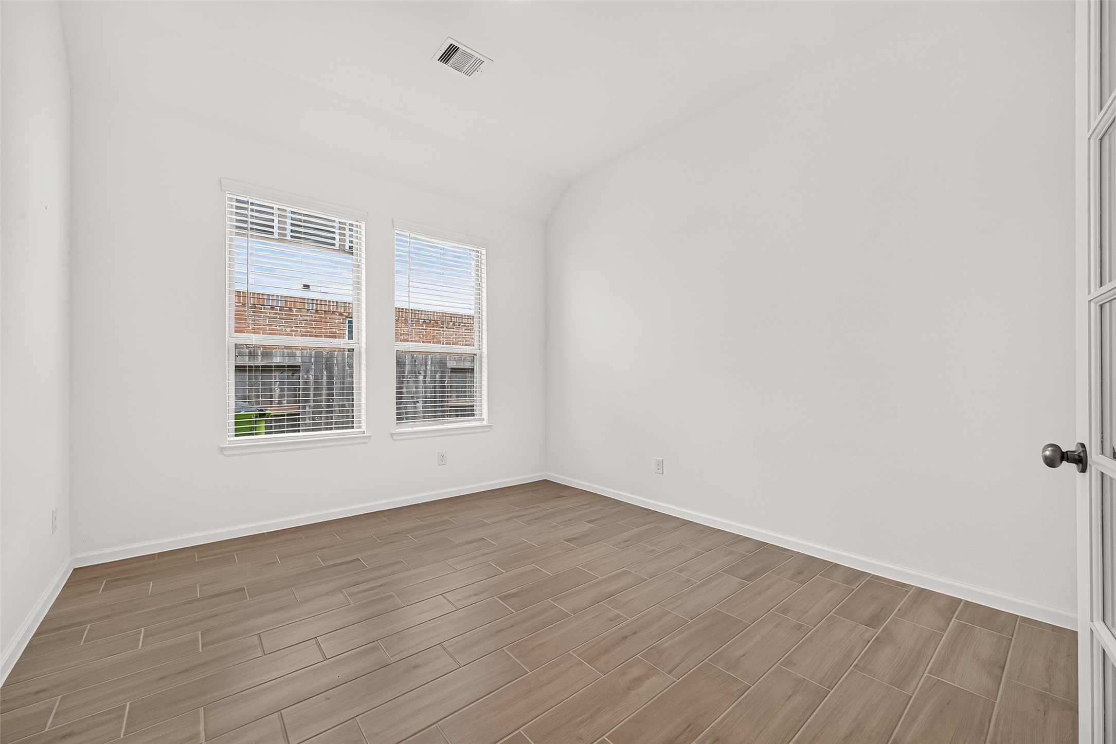 3623 Rock Ledge Drive Property Photo 6
