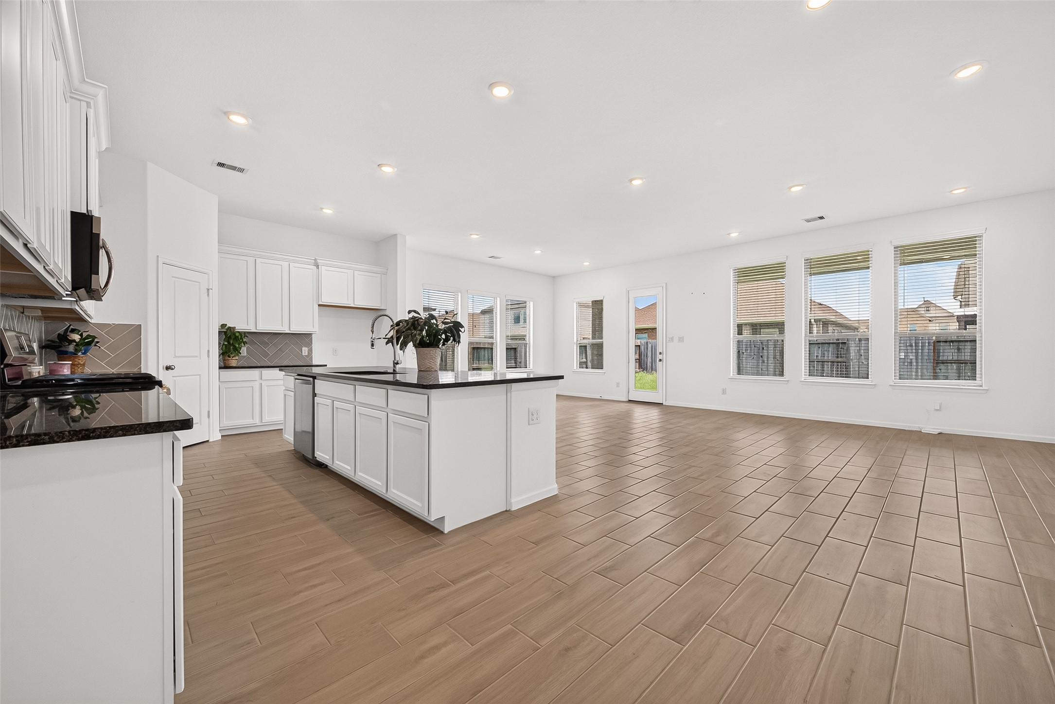 3623 Rock Ledge Drive Property Photo 18