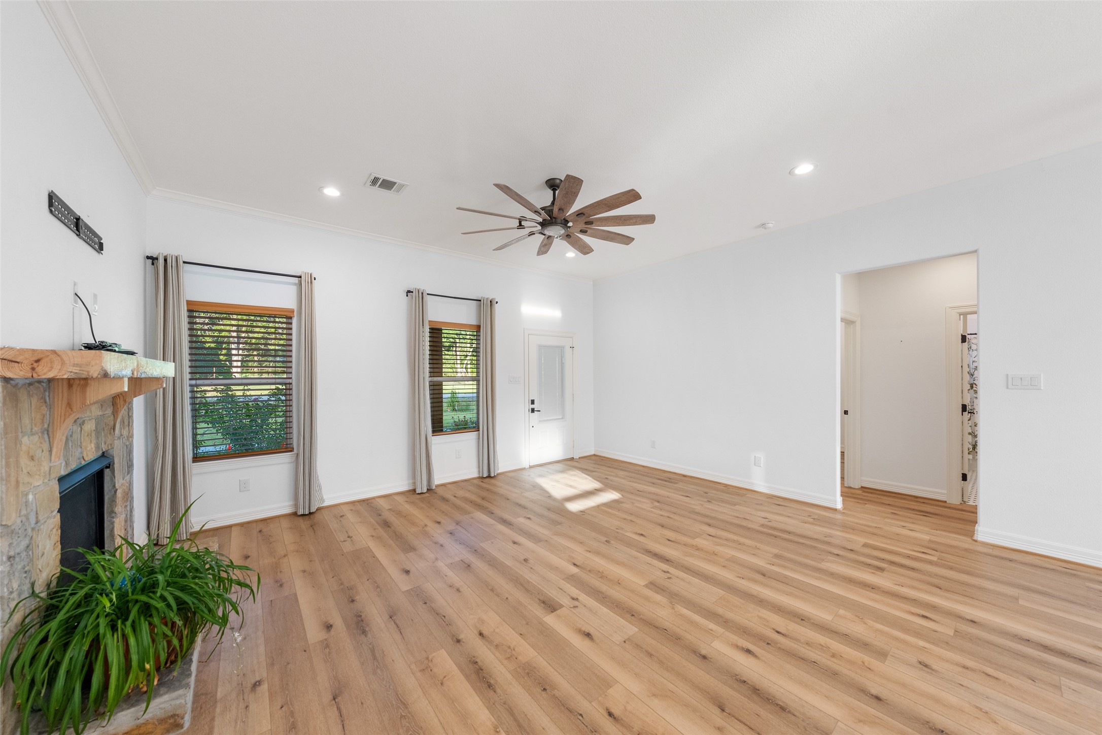140 Faulkner Avenue Property Photo 8