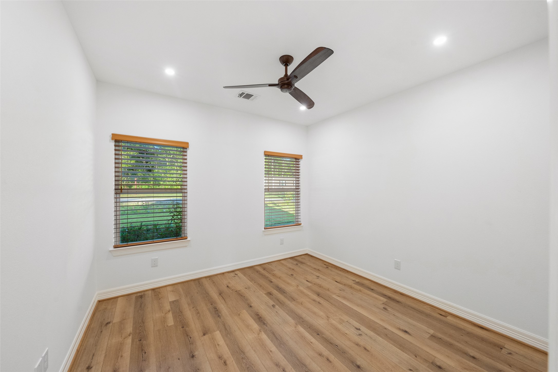 140 Faulkner Avenue Property Photo 24