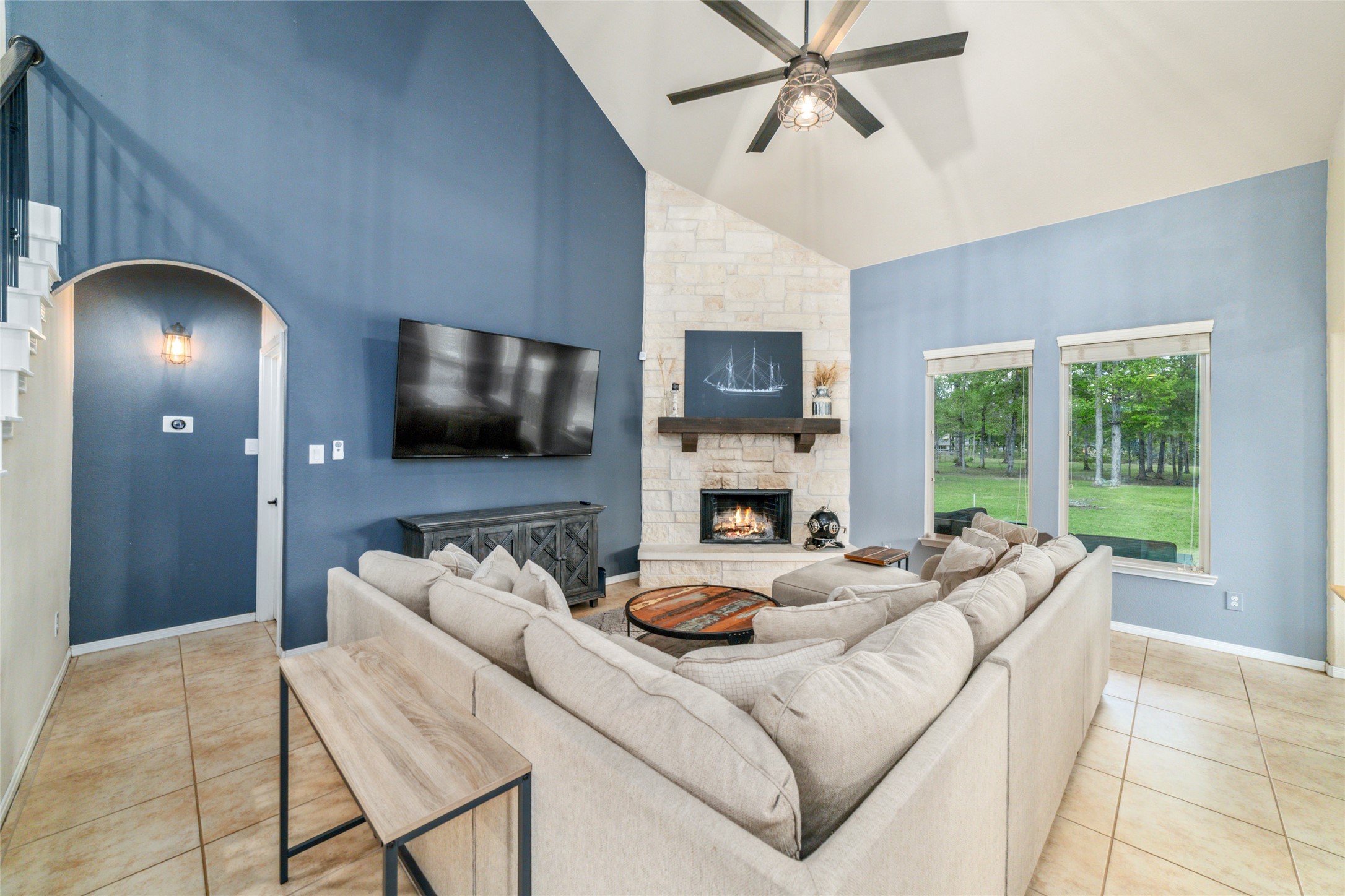 9239 Silver Back Trail Property Photo 12