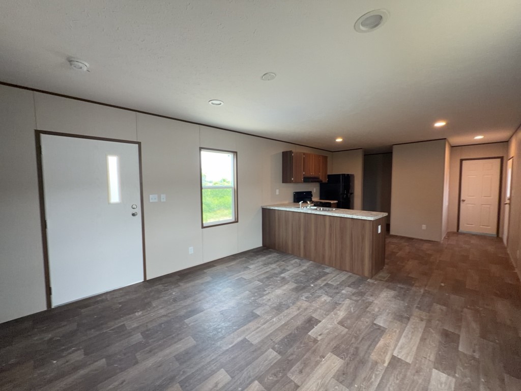 3046 5914 15 Property Photo 4