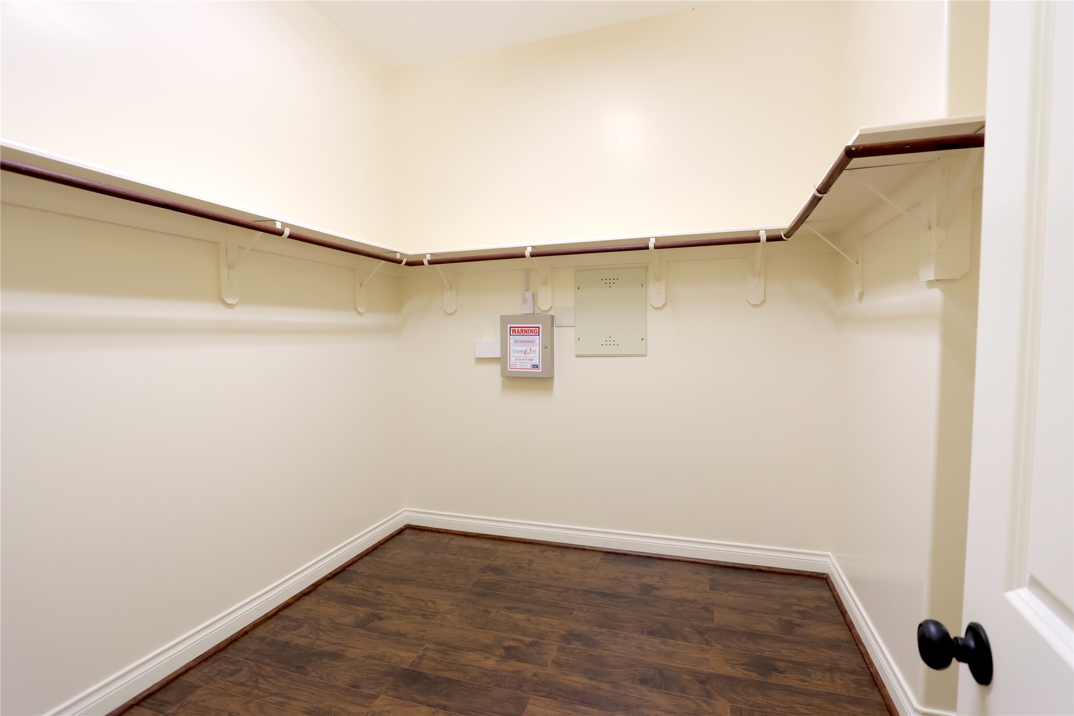 10226 Rouken Glen Court Property Photo 12