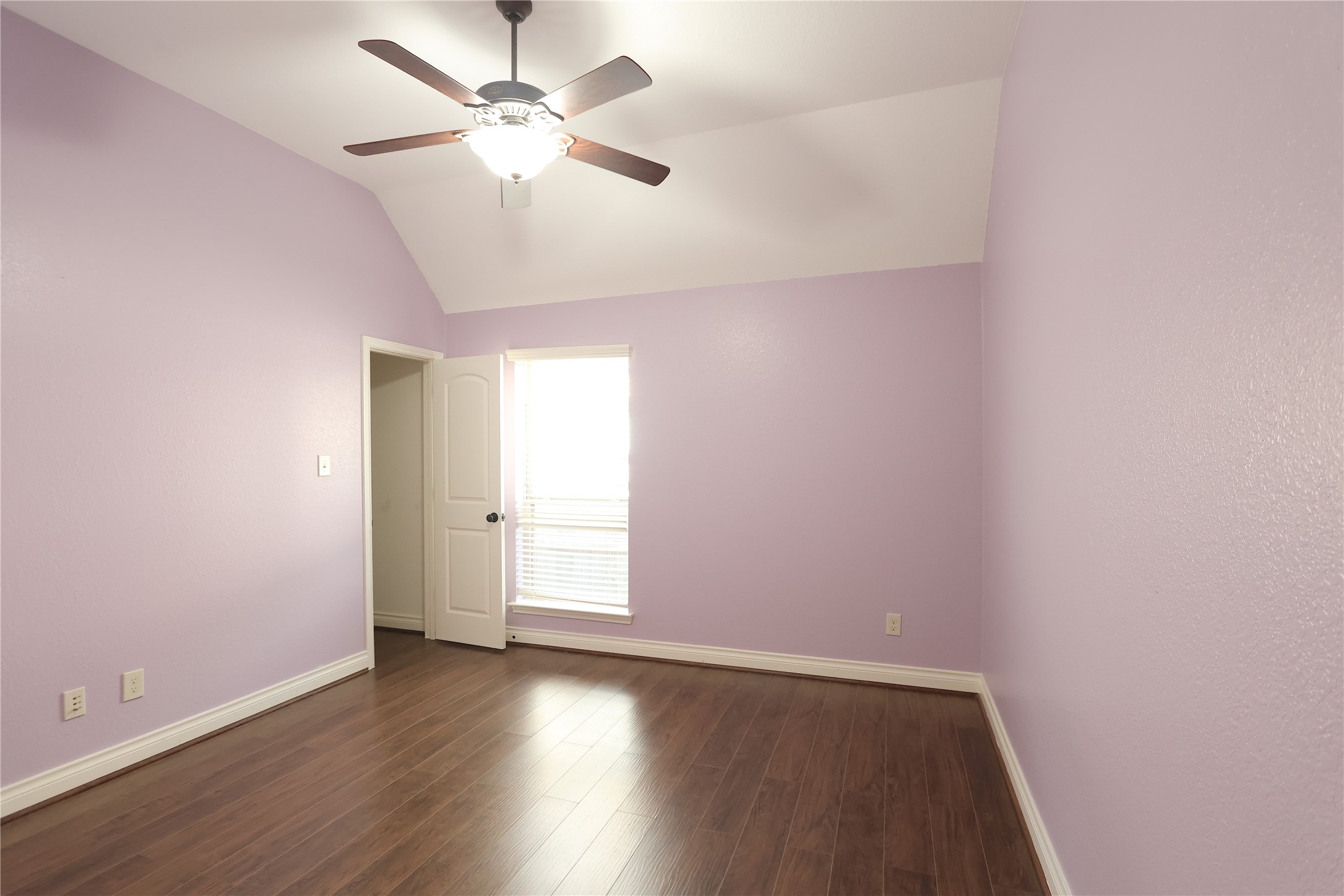 10226 Rouken Glen Court Property Photo 15