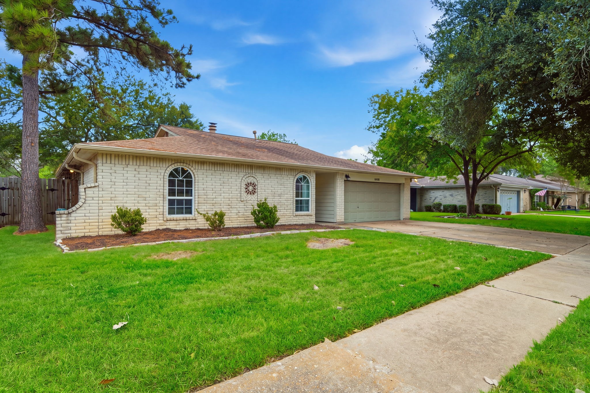 16218 Cypress Valley Drive Property Photo 2