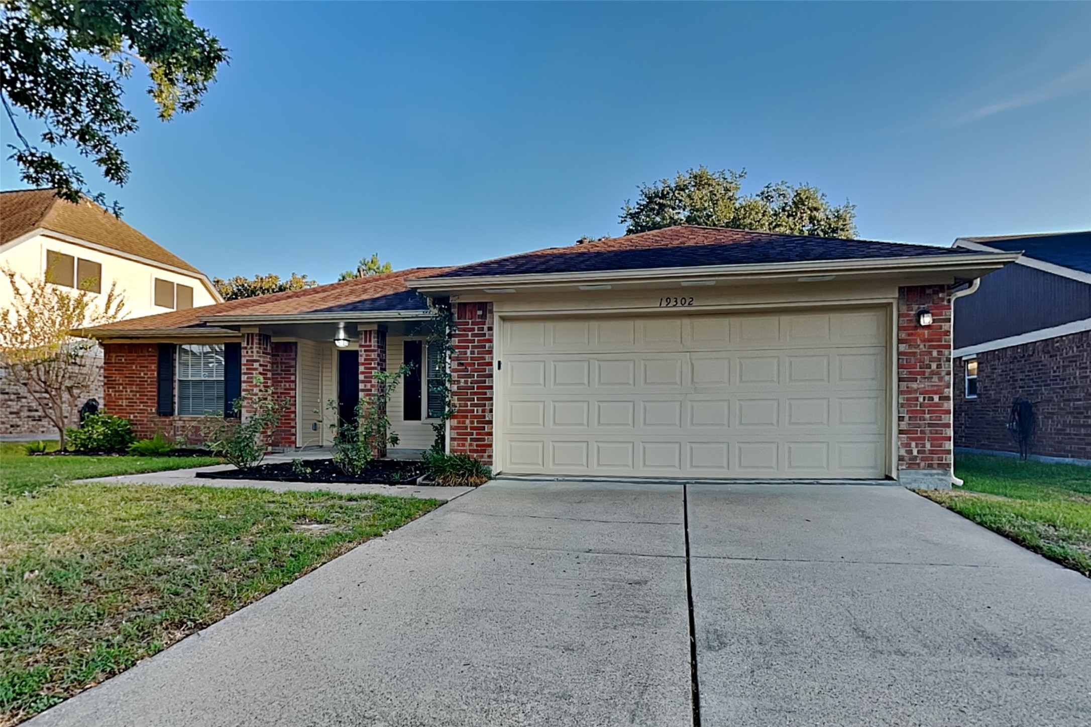 19302 Winding Branch Drive Property Photo 1