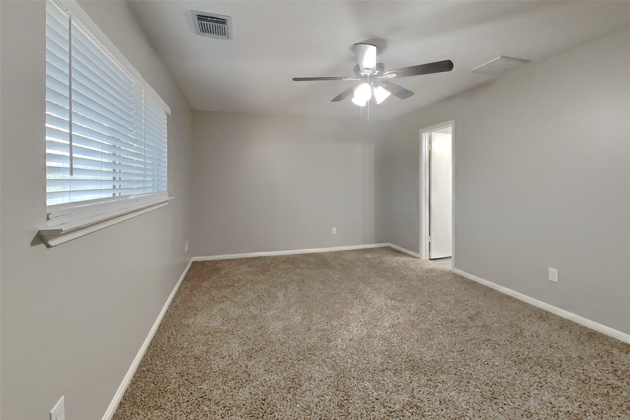 19302 Winding Branch Drive Property Photo 9