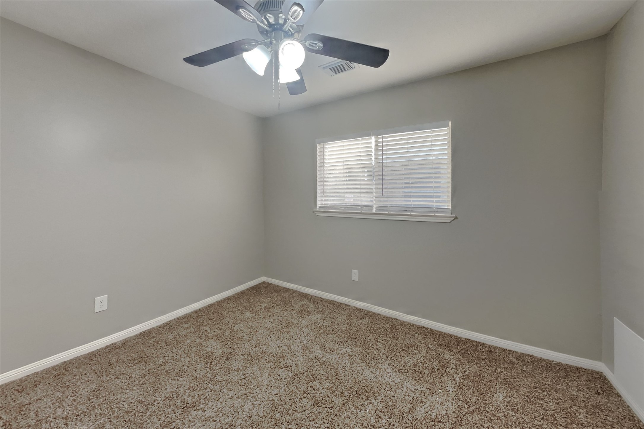 19302 Winding Branch Drive Property Photo 12