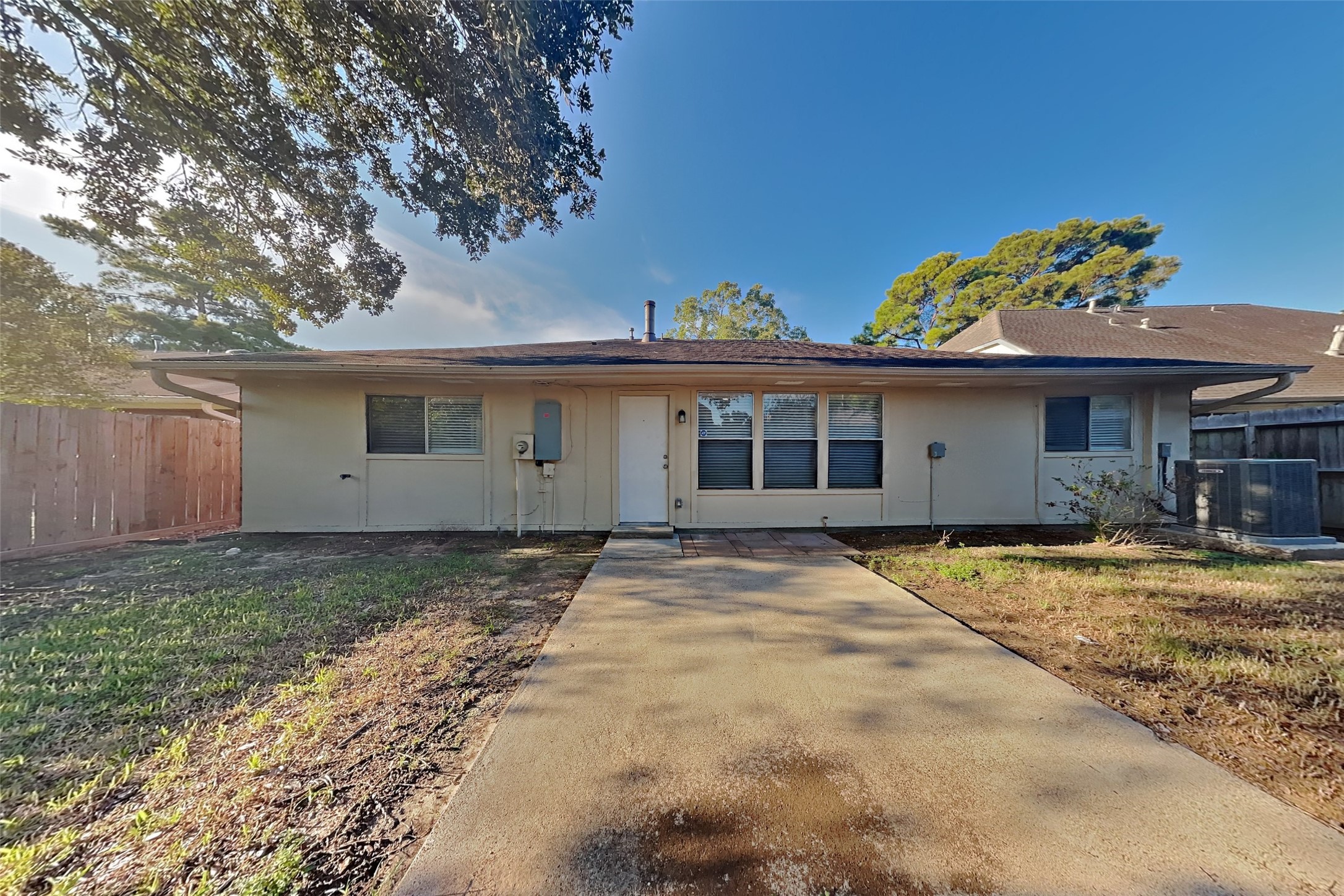 19302 Winding Branch Drive Property Photo 18