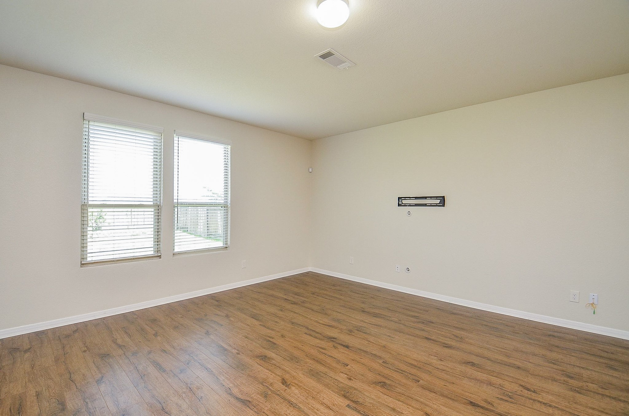 2539 Bedrock Lane Property Photo 10