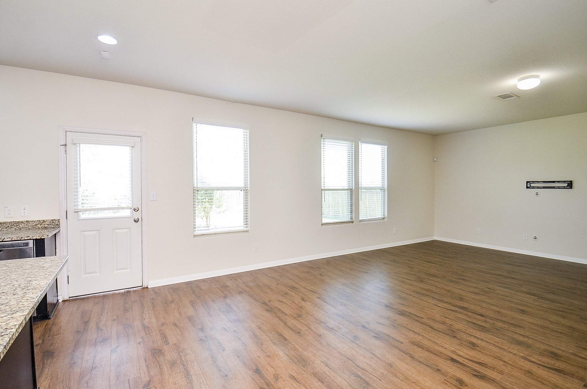 2539 Bedrock Lane Property Photo 16