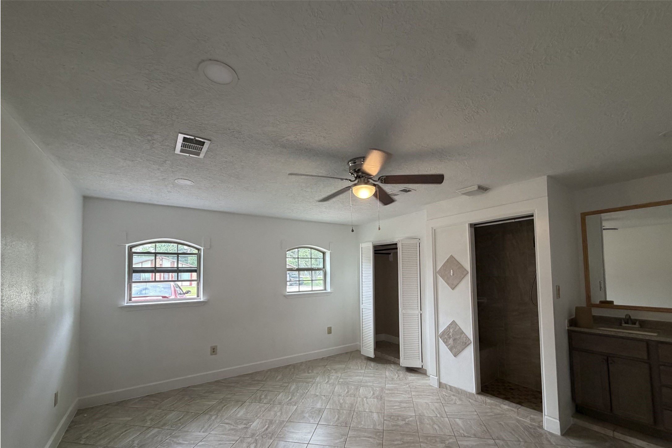 626 12th Street N Property Photo 8