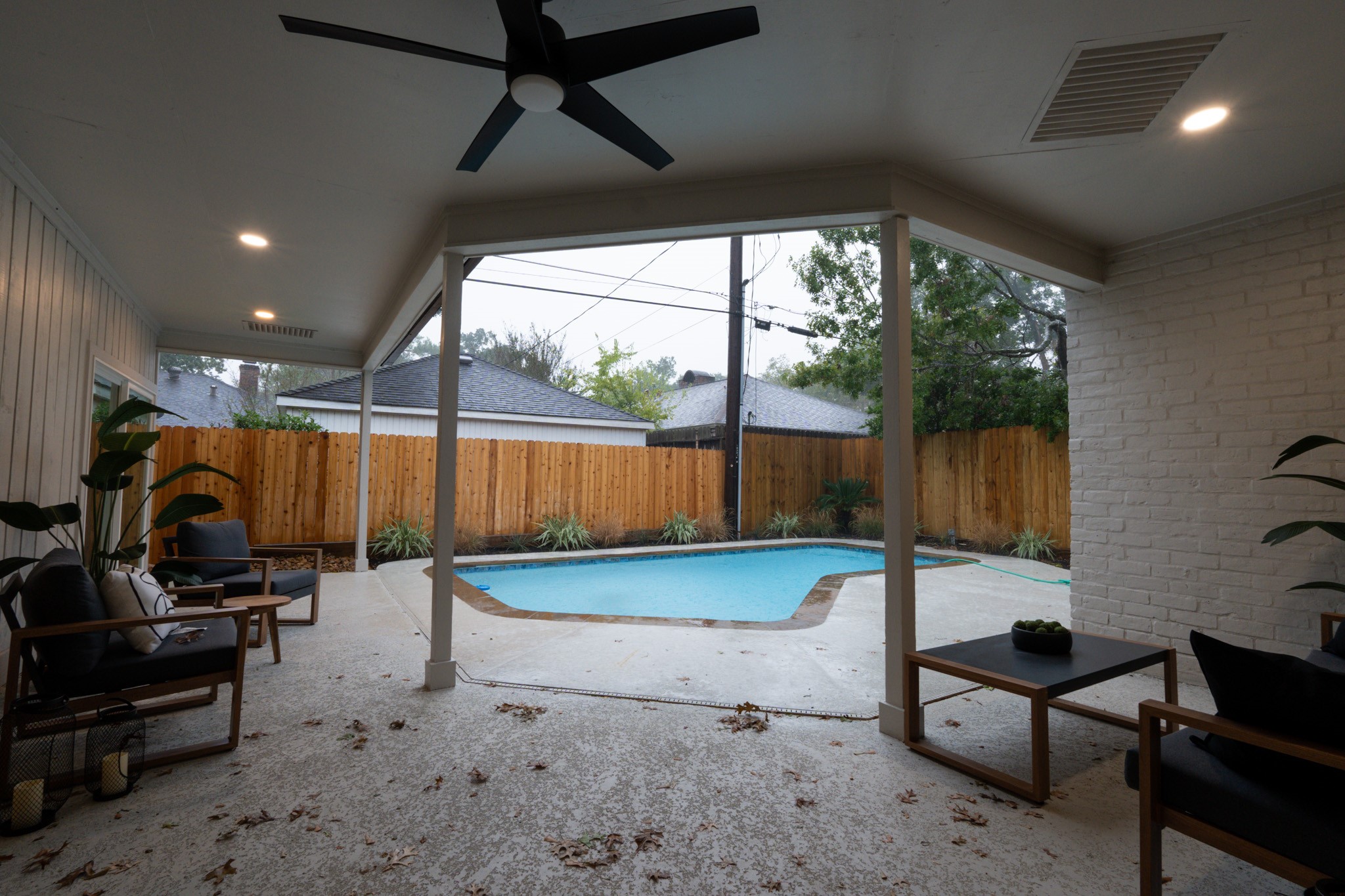 10023 Piping Rock Lane Property Photo 6