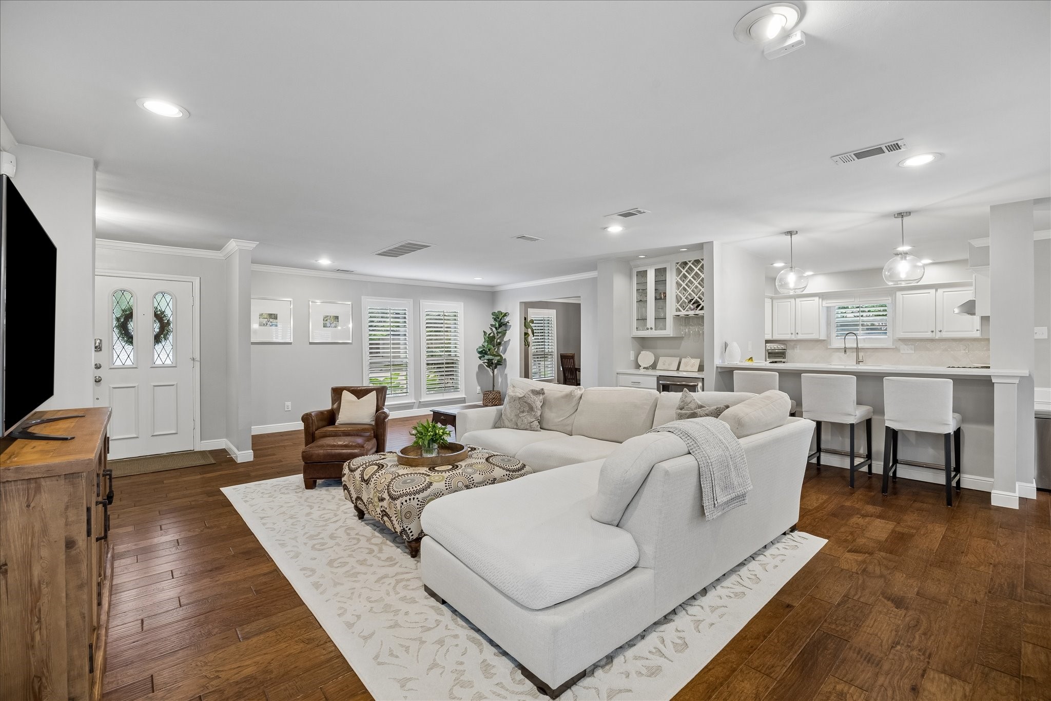 1526 Haven Lock Drive Property Photo 3
