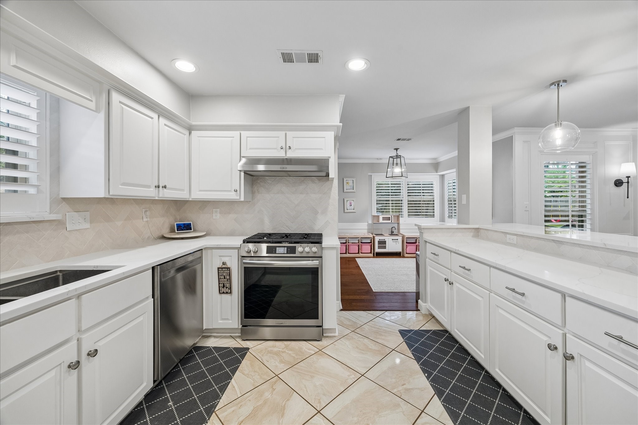 1526 Haven Lock Drive Property Photo 10