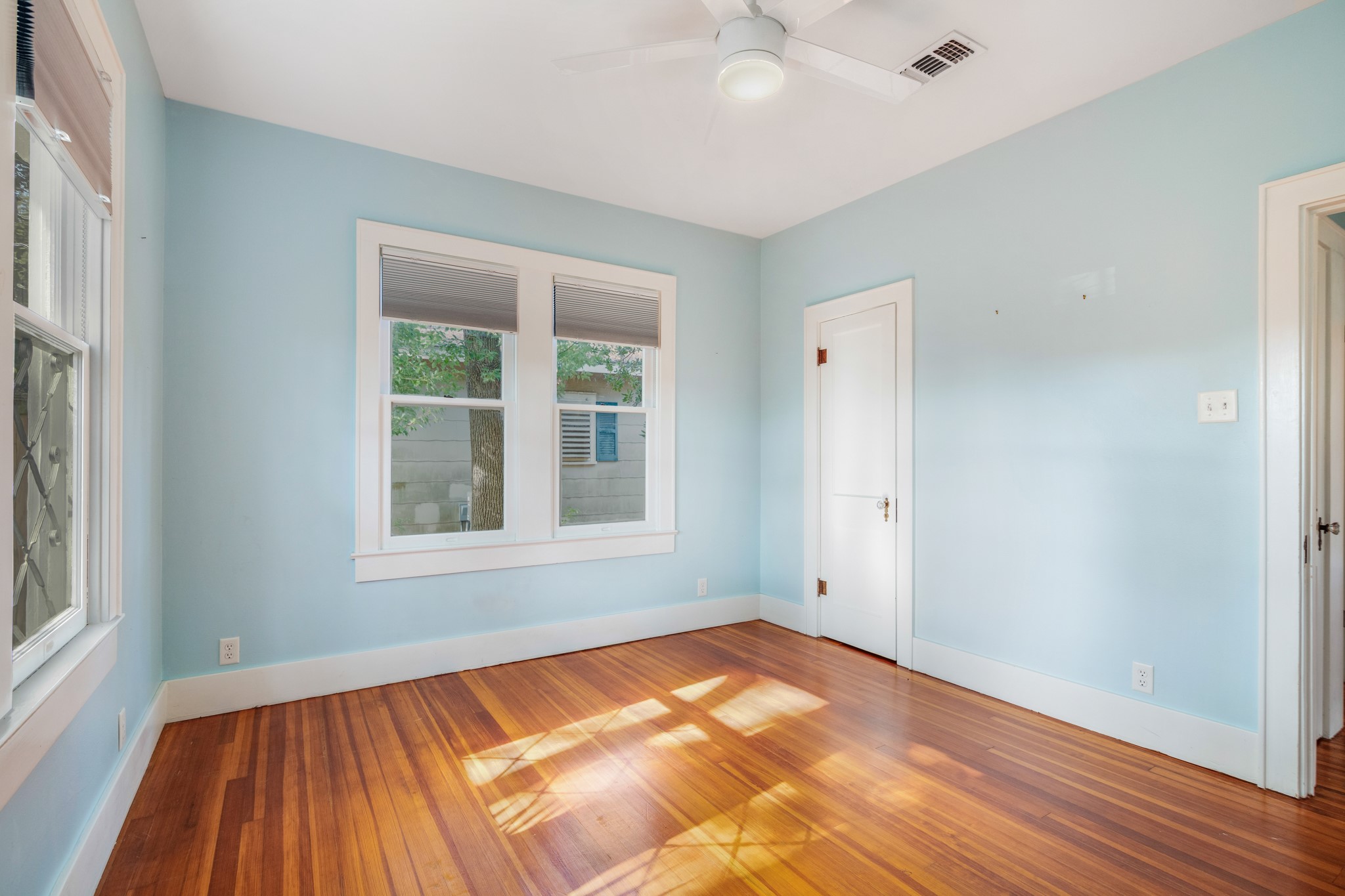 4823 Fannin Drive Property Photo 33