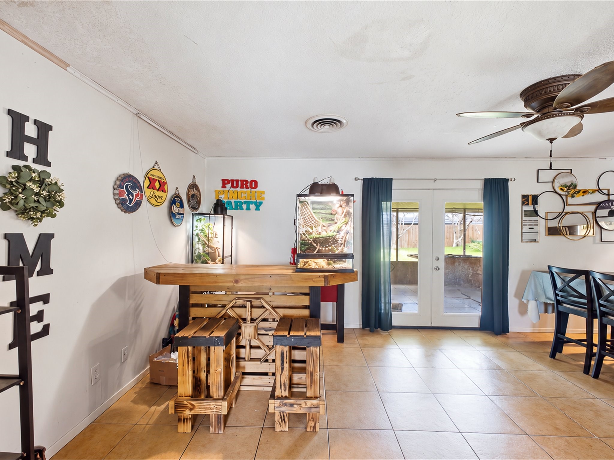 2104 French Place Property Photo 6