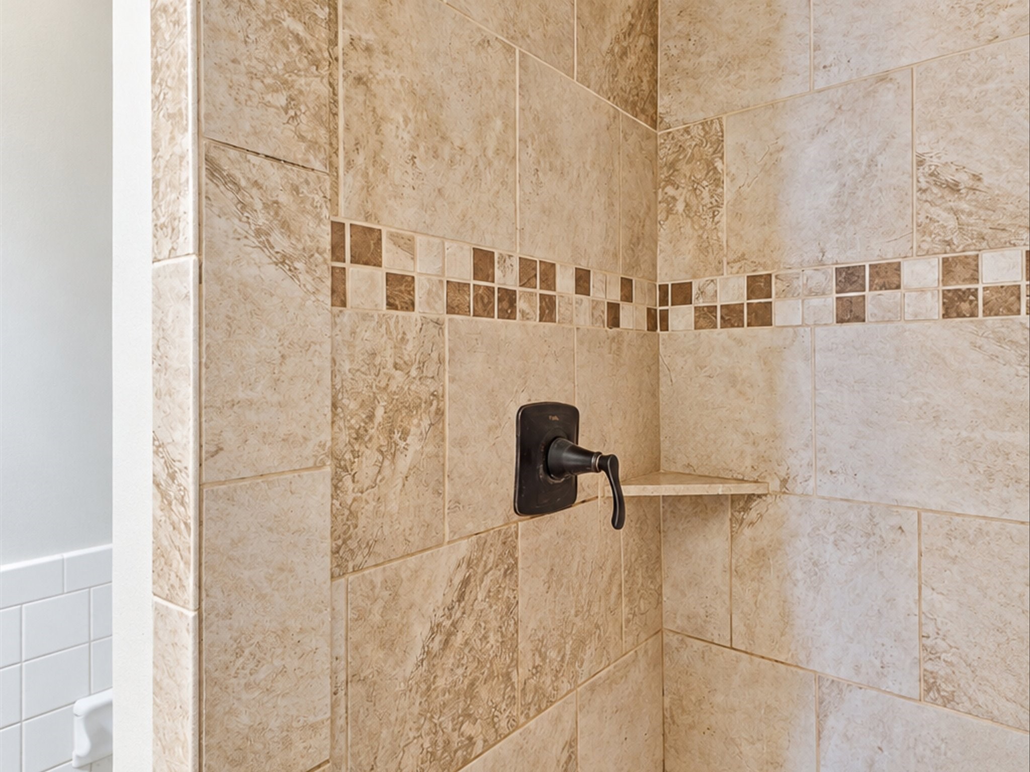 2104 French Place Property Photo 15
