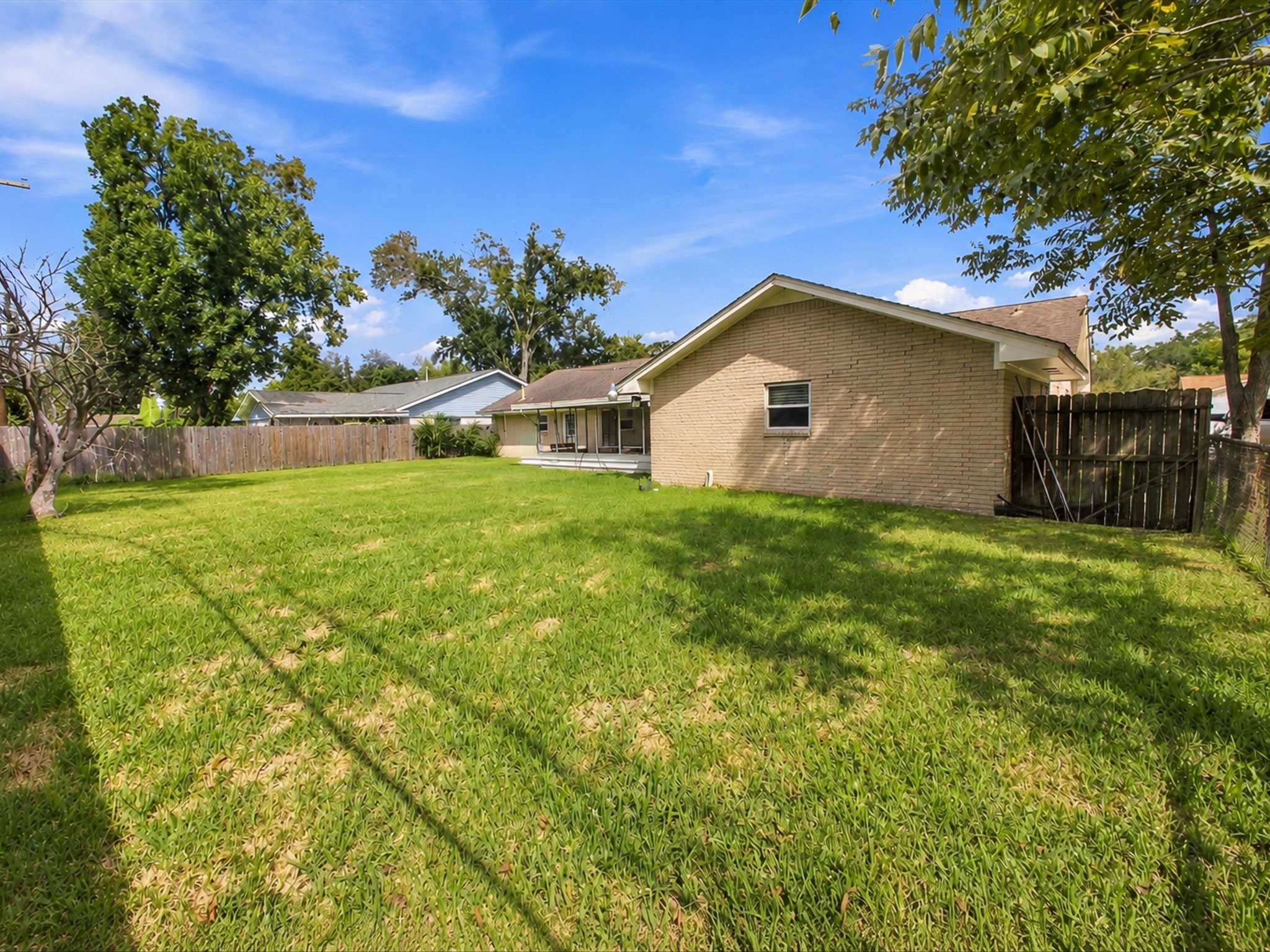 2104 French Place Property Photo 20