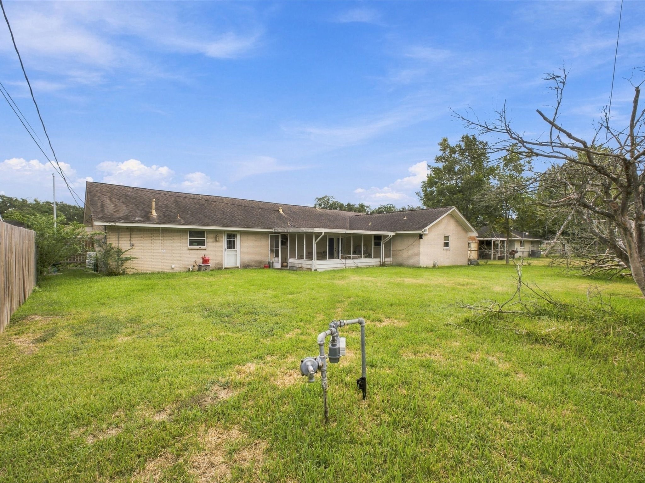 2104 French Place Property Photo 21