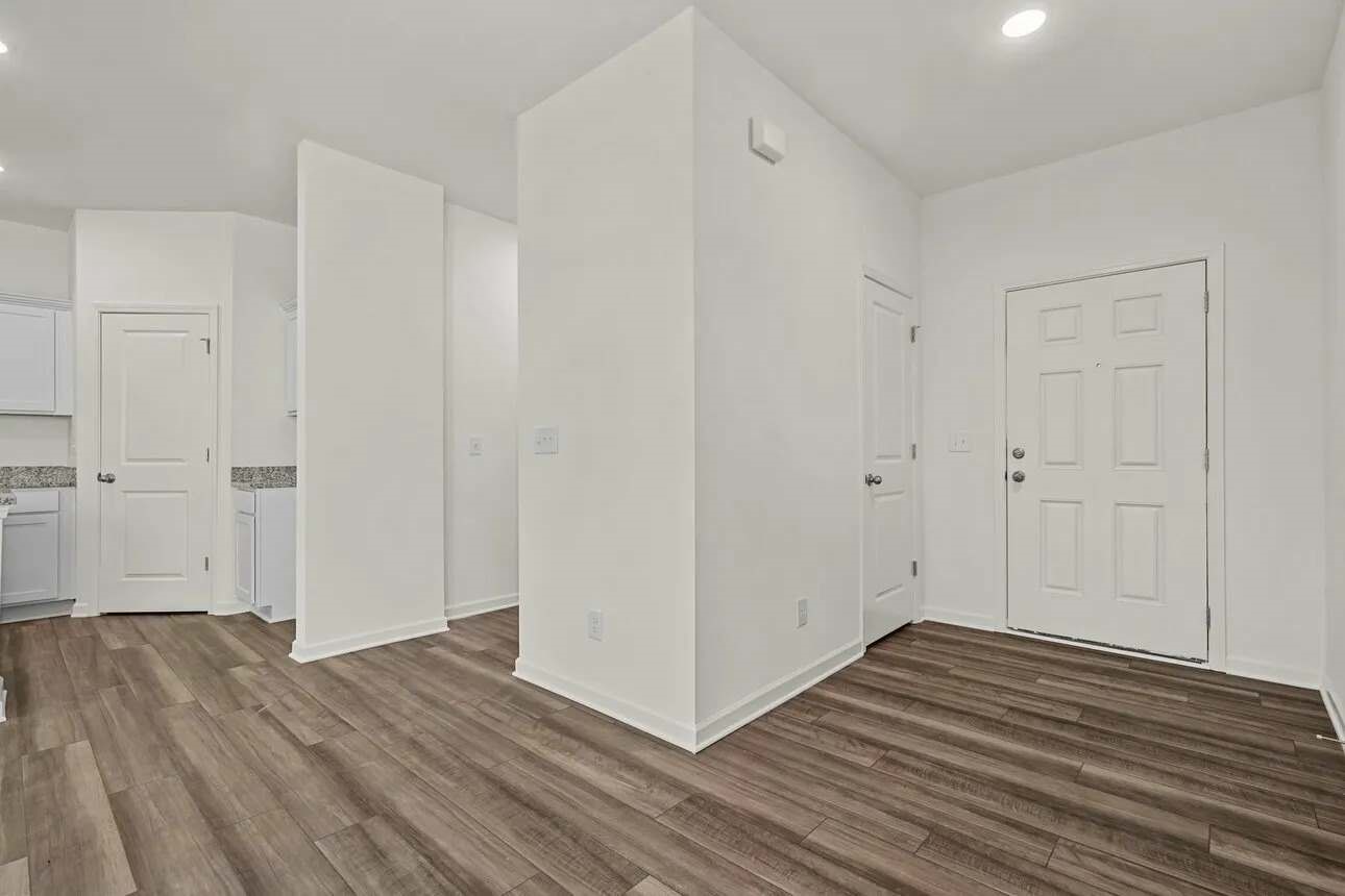 340 Stone Crossing Drive Property Photo 5