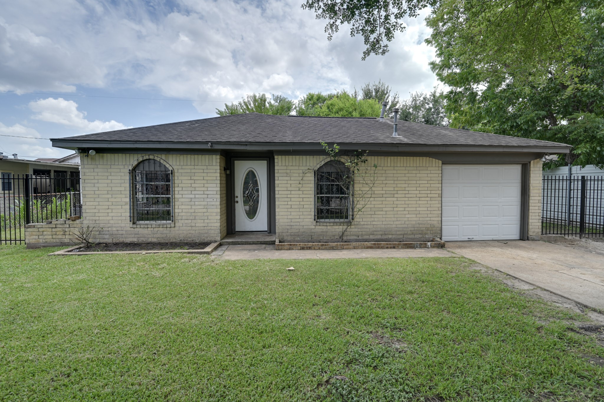 1106 Mooney Road Property Photo 8