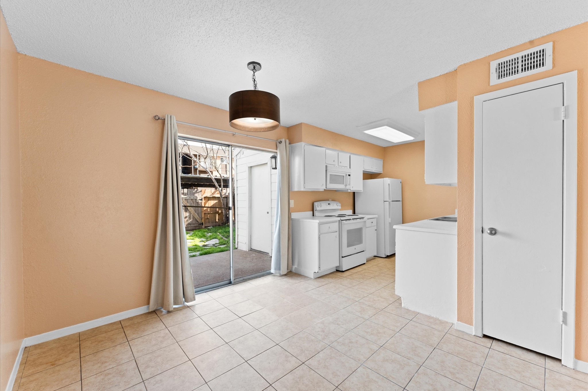 1606 Eagle Lake Road Property Photo 5
