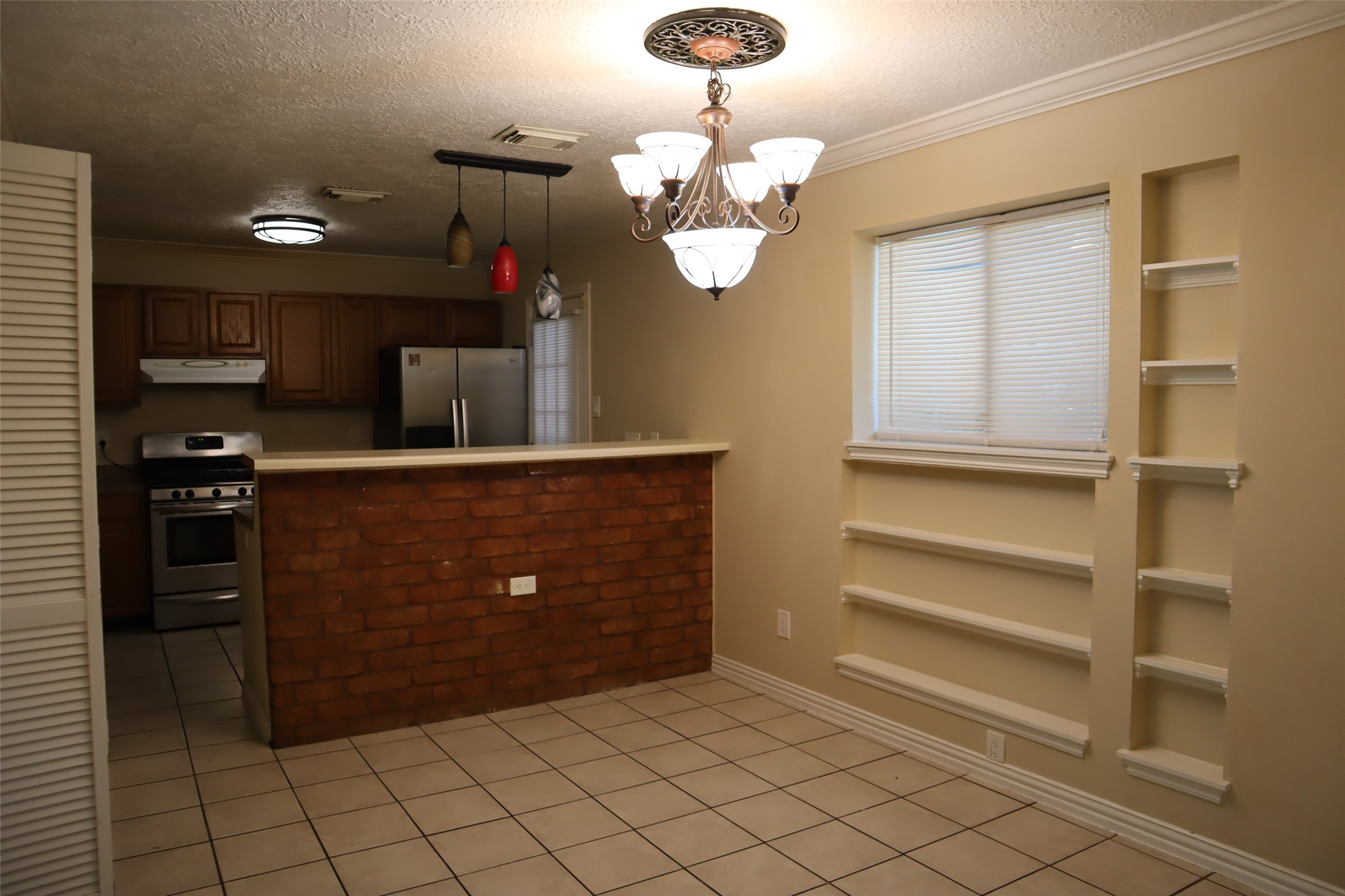 6319 Langham Way Property Photo 3