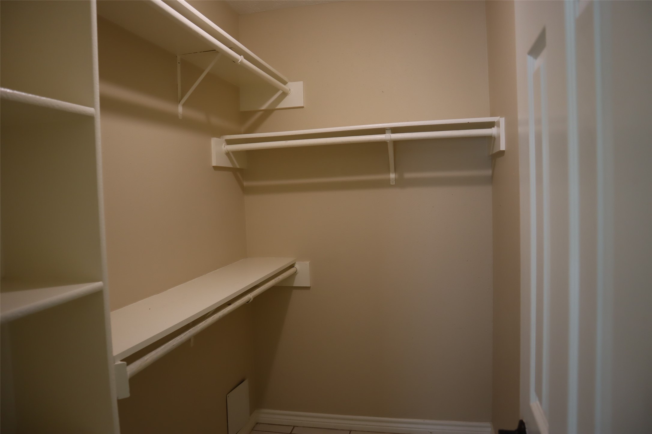 6319 Langham Way Property Photo 7