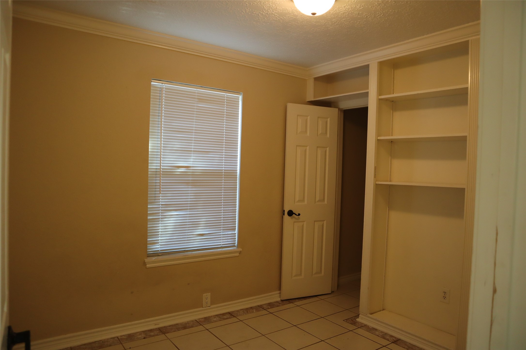 6319 Langham Way Property Photo 8