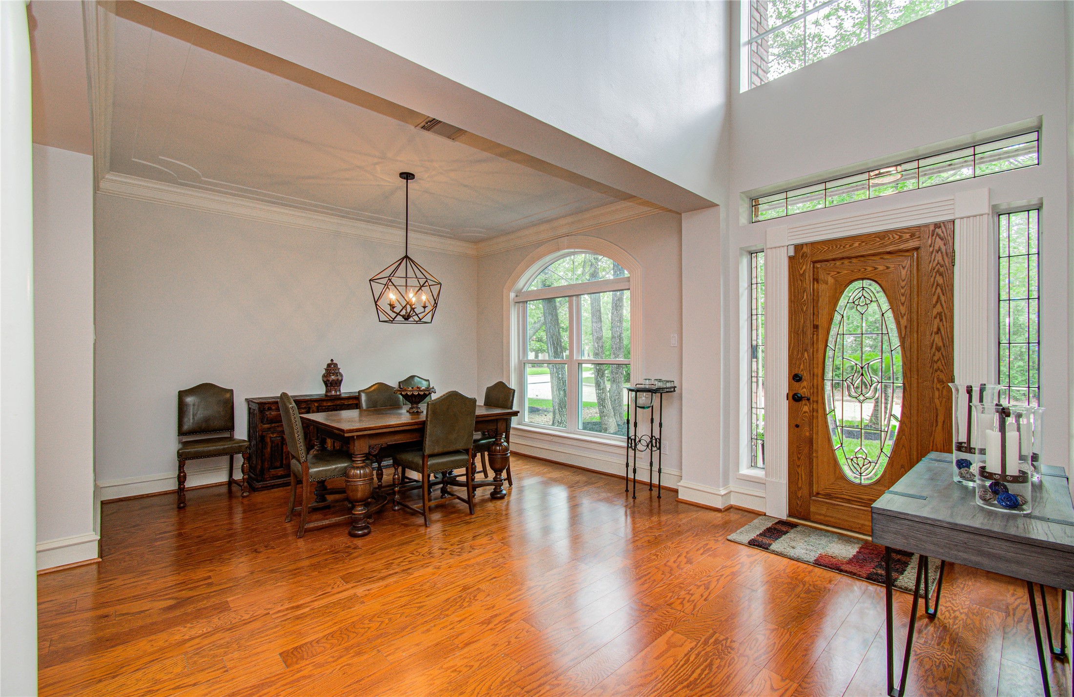 2 English Glade Court Property Photo 10