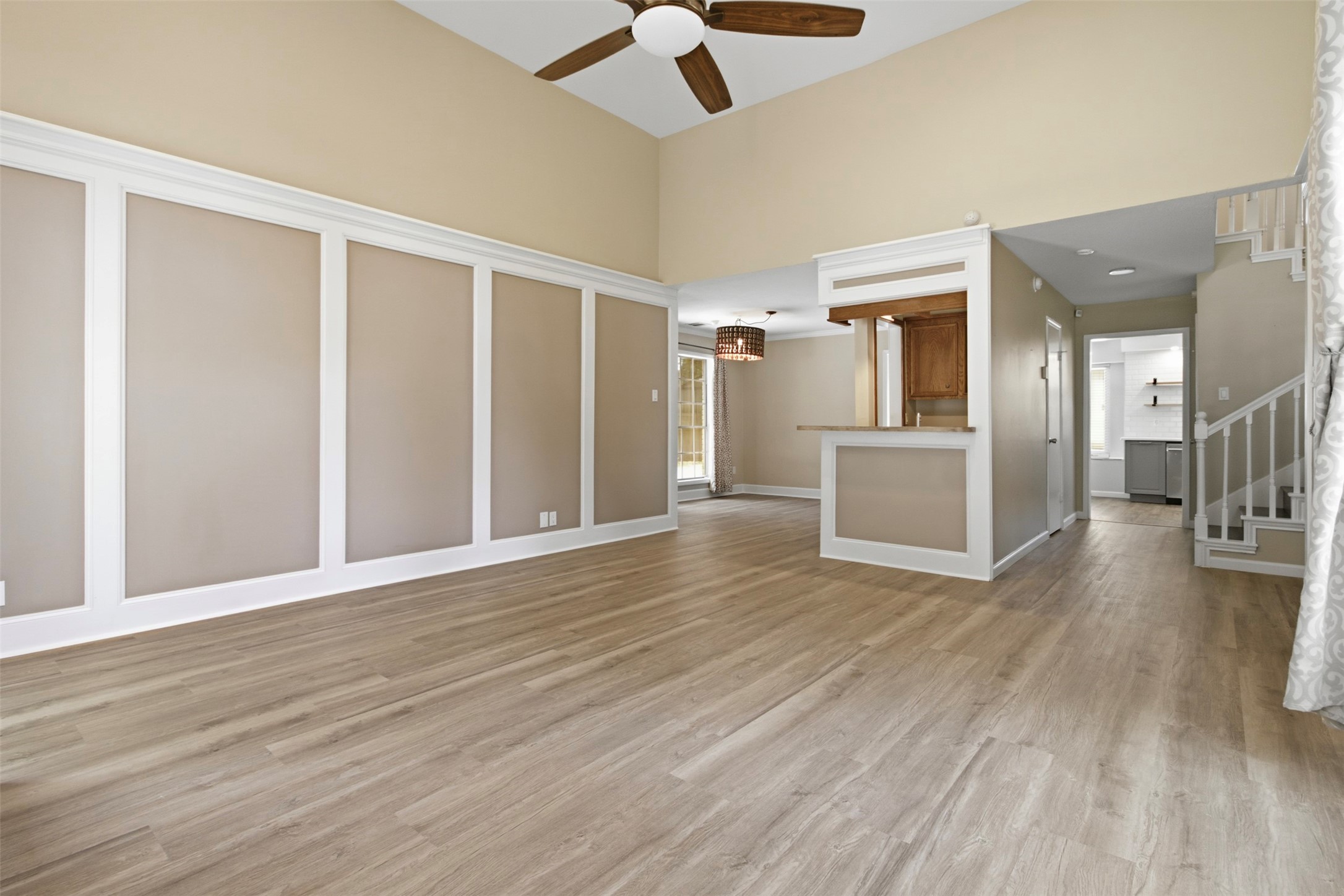 15211 River Park Drive Property Photo 9