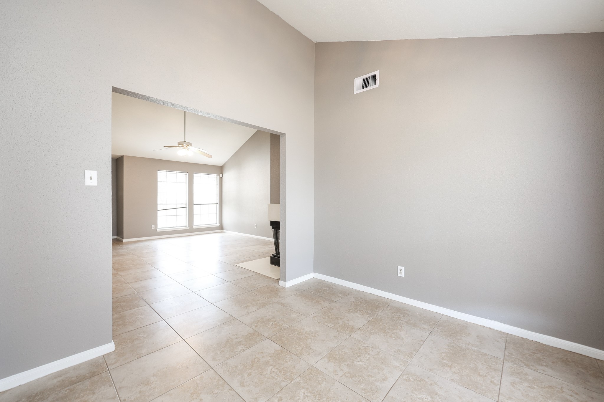 2306 Old Oak Lane Property Photo 8