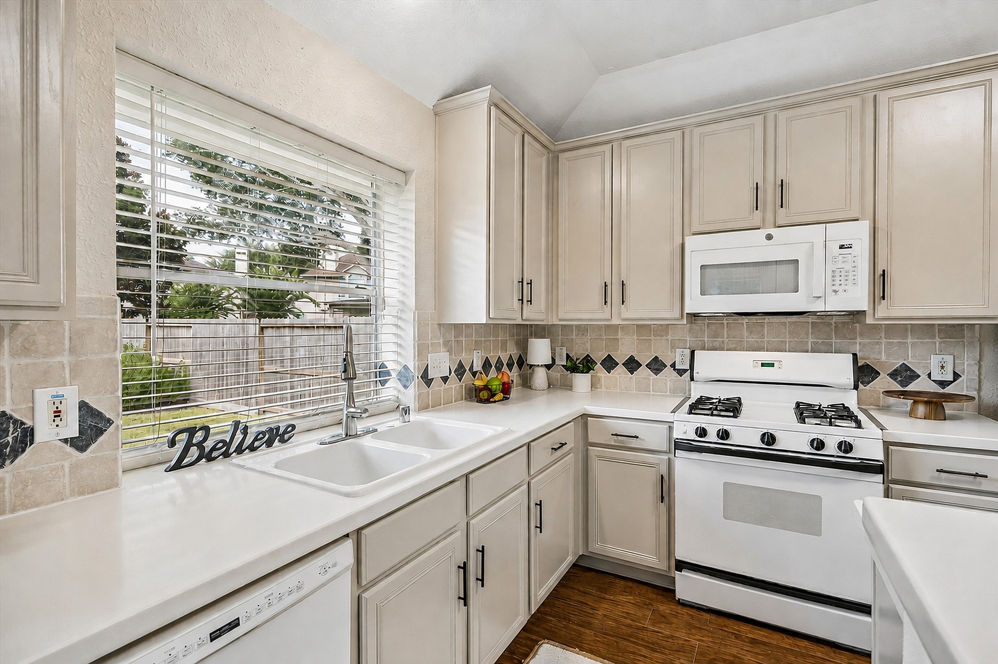 3602 Avey Court Property Photo 14