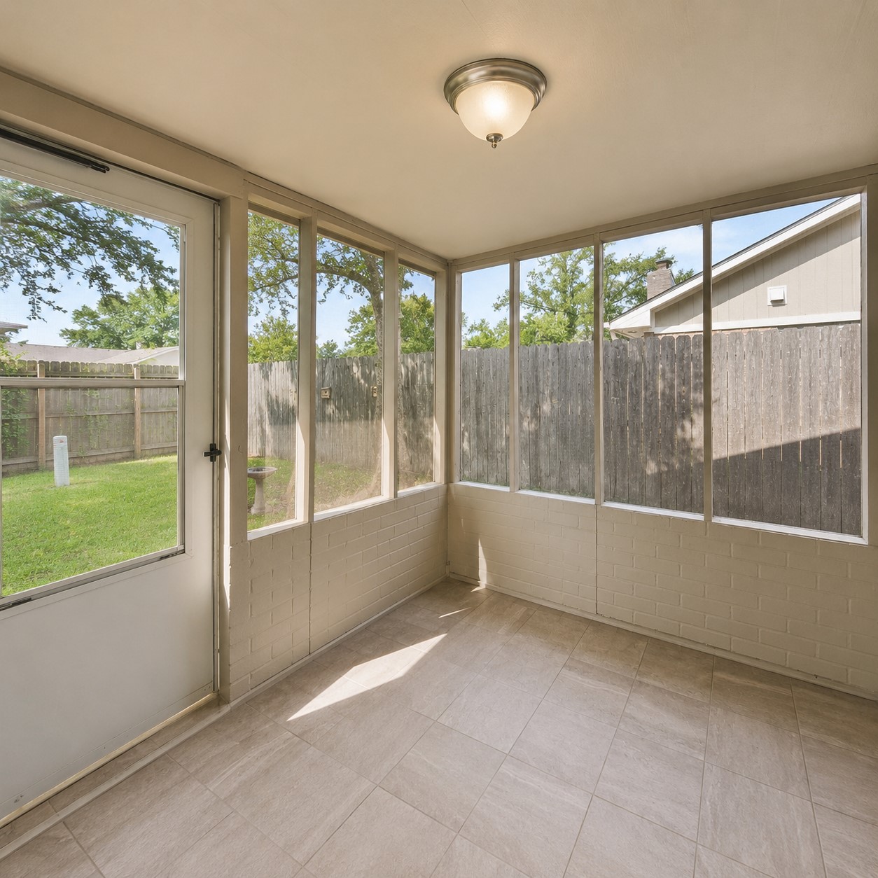 15823 Fox Springs Drive Property Photo 14