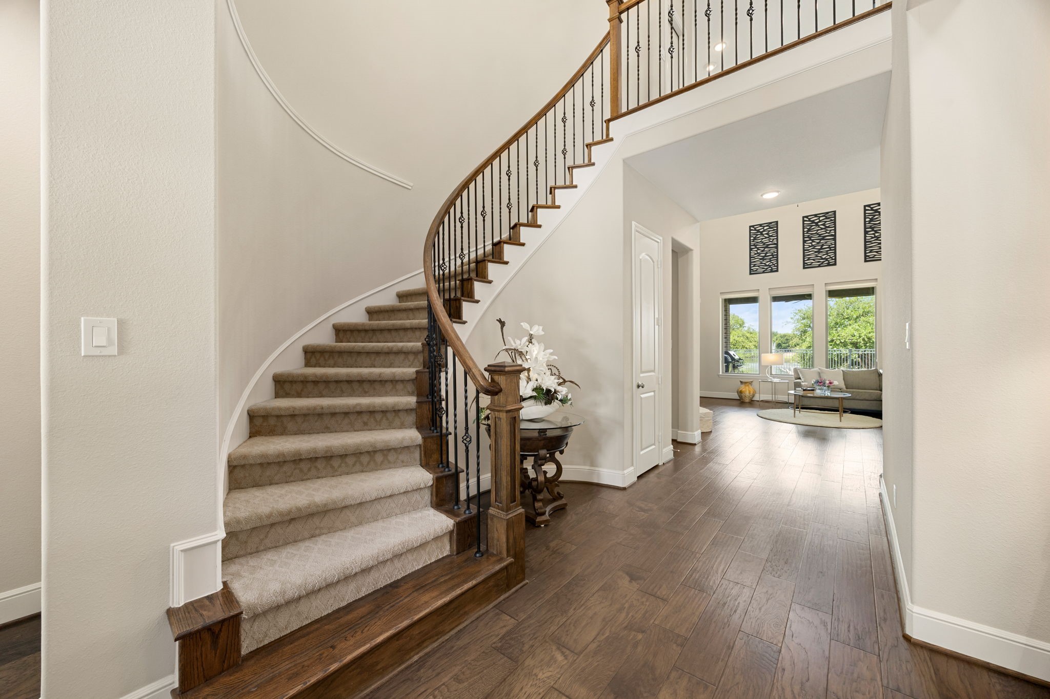 7046 N Savannah Run Property Photo 8