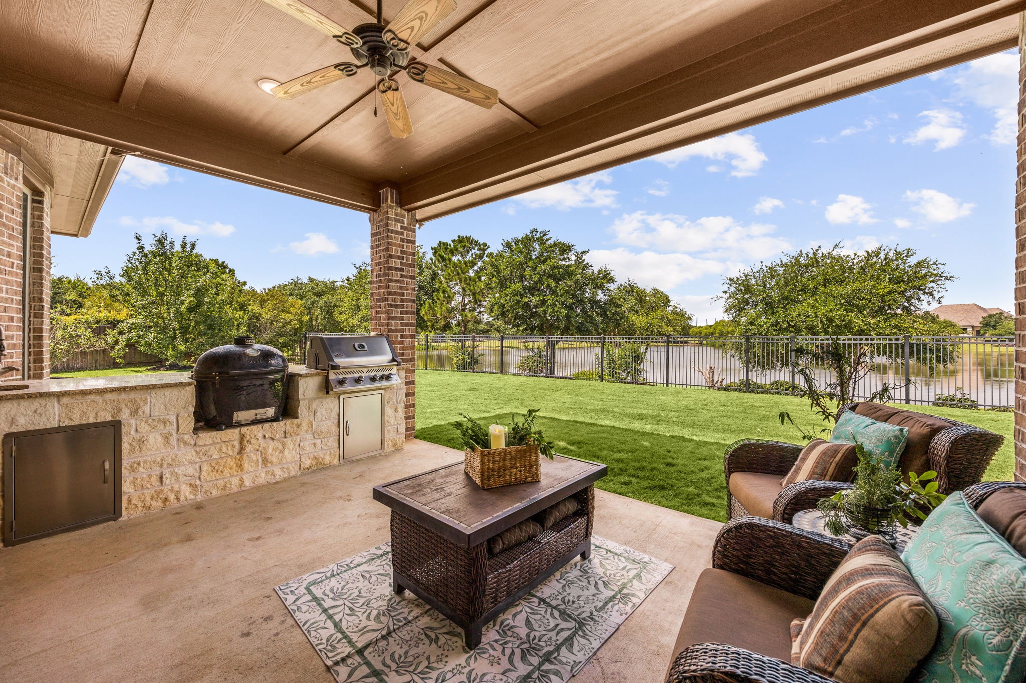 7046 N Savannah Run Property Photo 43