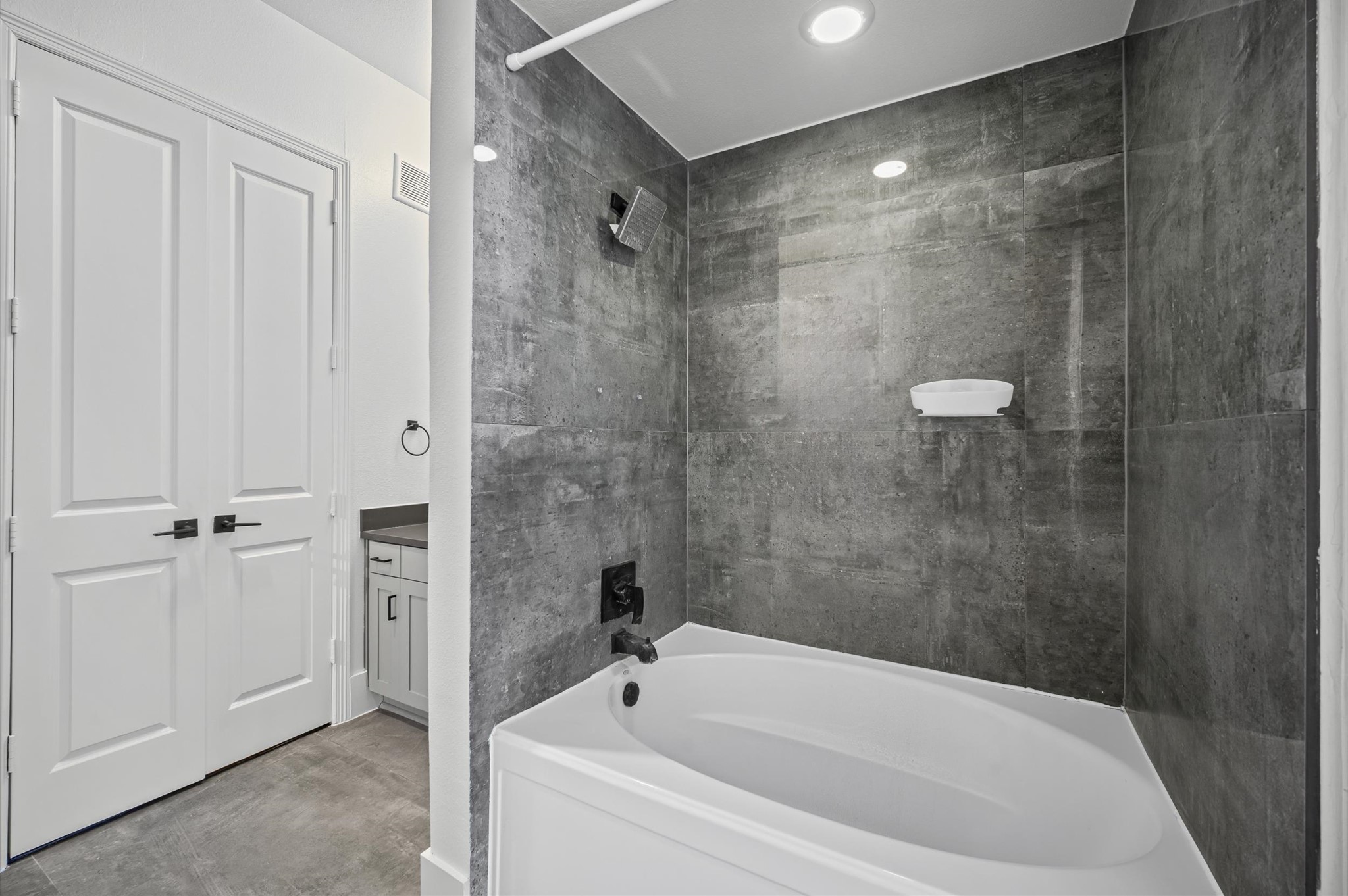 1508 Blodgett Street 503 Property Photo 18