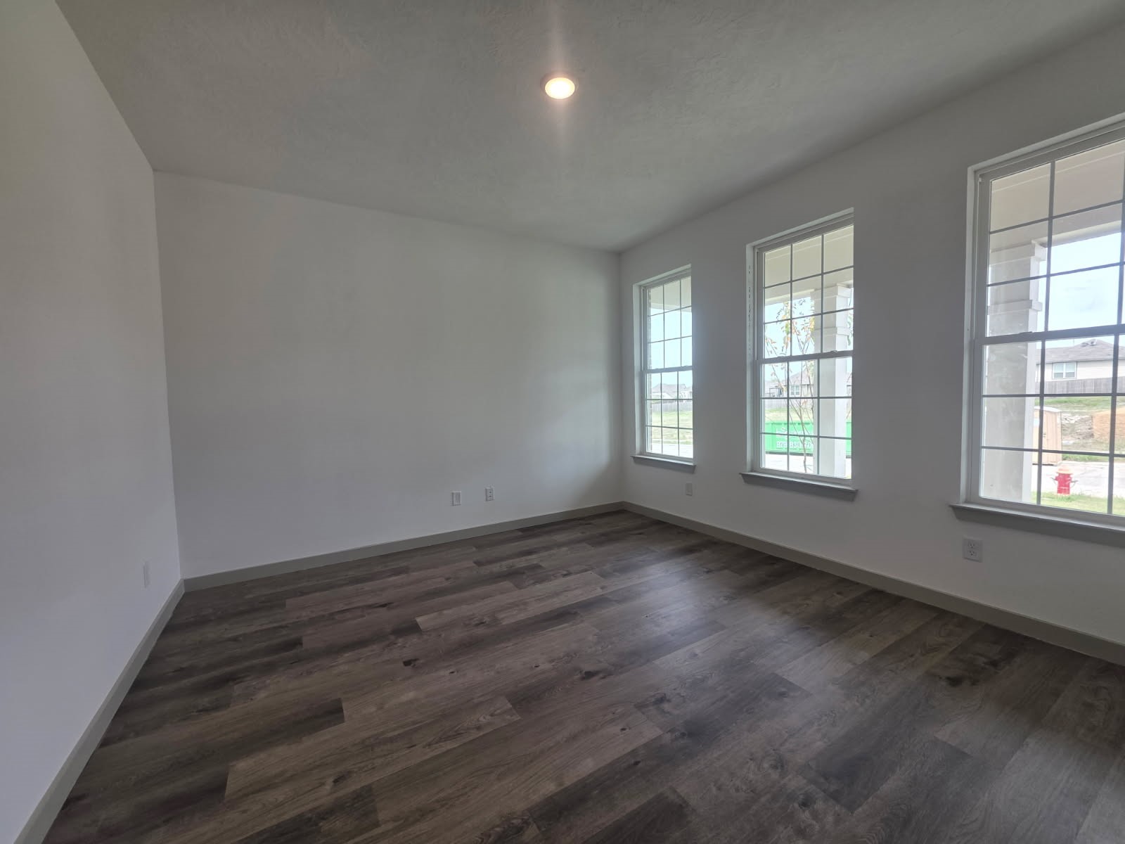 1494 Lake Ridge Drive Property Photo 2