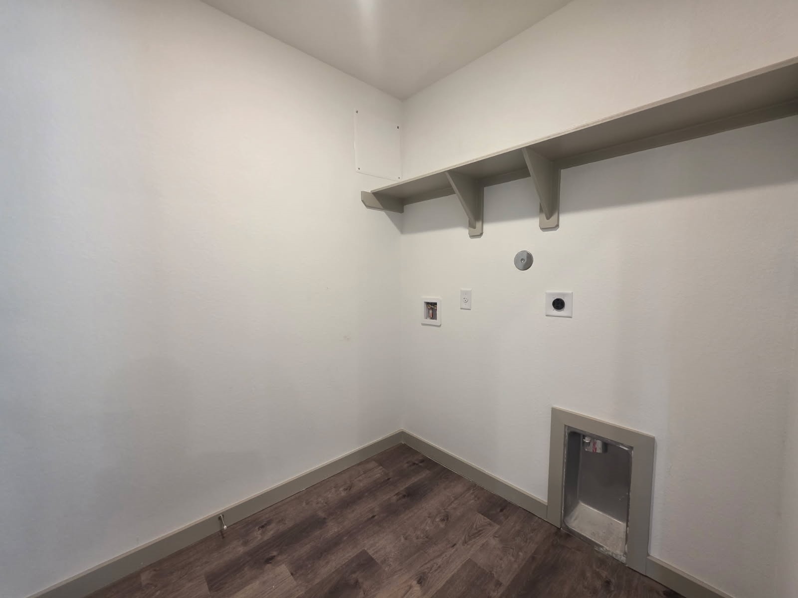 1494 Lake Ridge Drive Property Photo 11